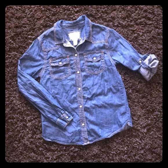 Forever 21 Other - Forever 21 girls Denim Button Down Shirt